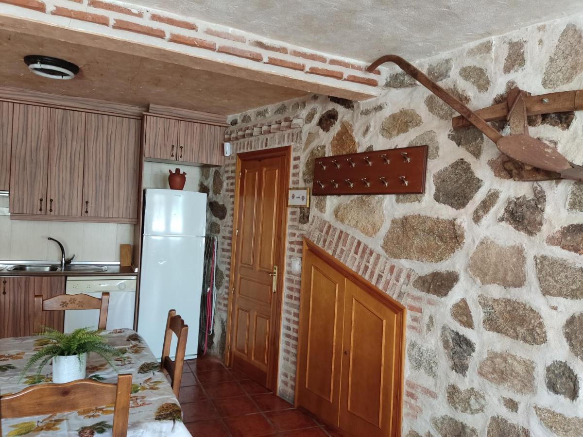 Casa Rural El Pajar Navaluenga Esterno foto