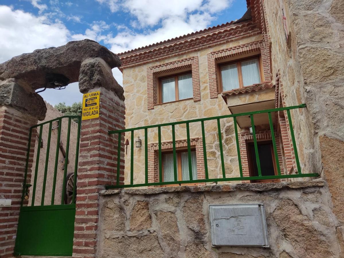 Casa Rural El Pajar Navaluenga Esterno foto